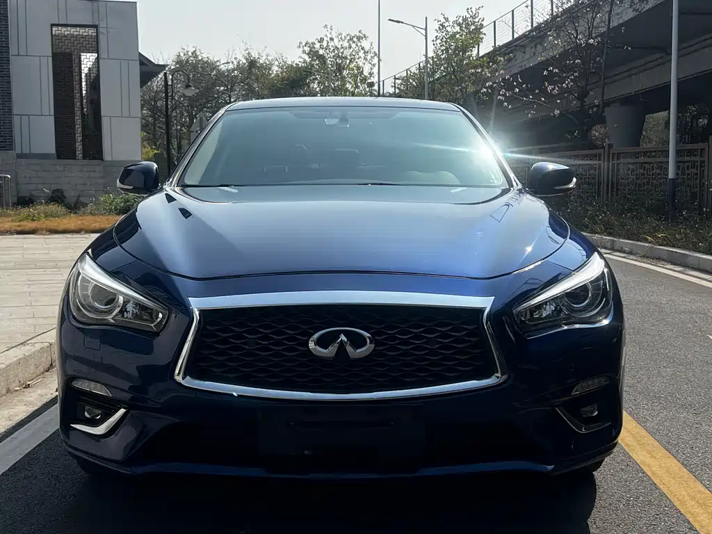 Infiniti Q50L — фото 2