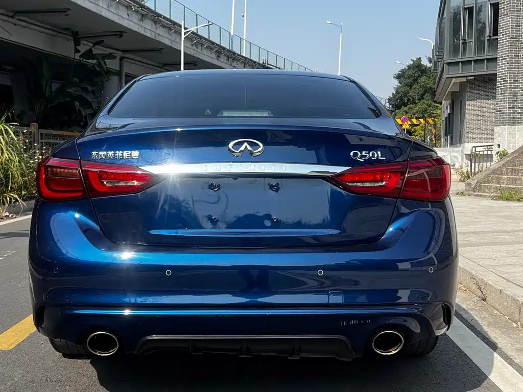 Infiniti Q50L — фото 14