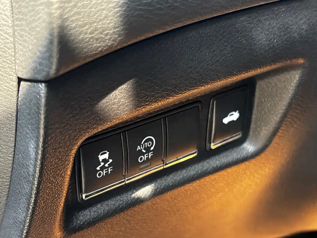 Infiniti Q50L — фото 20