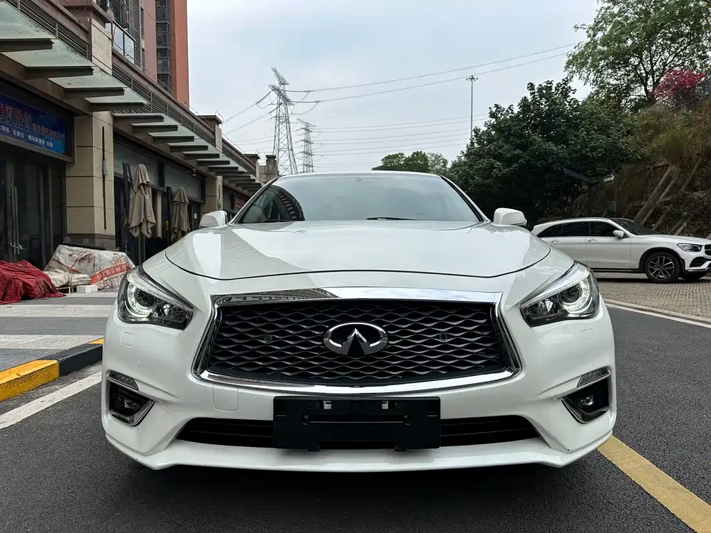 Infiniti Q50L — фото 2