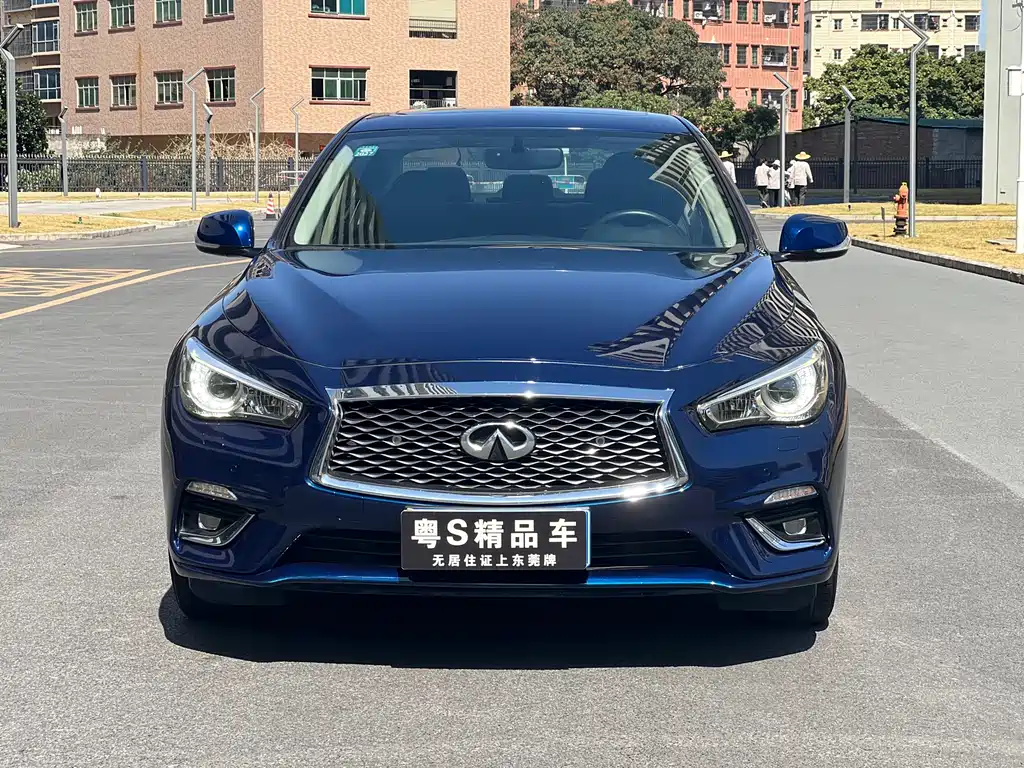 Infiniti Q50L — фото 2