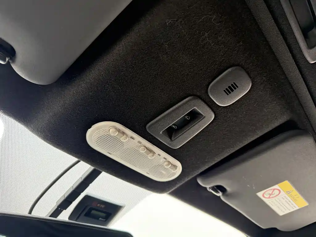 Infiniti ESQ — фото 13