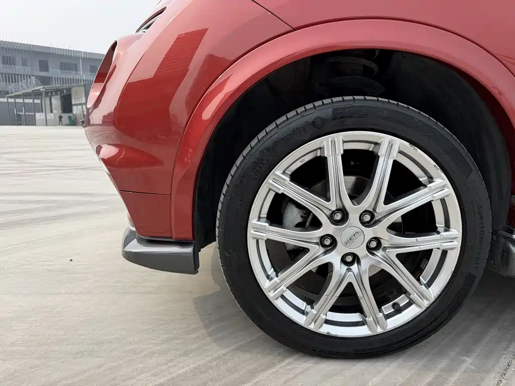 Infiniti ESQ — фото 20