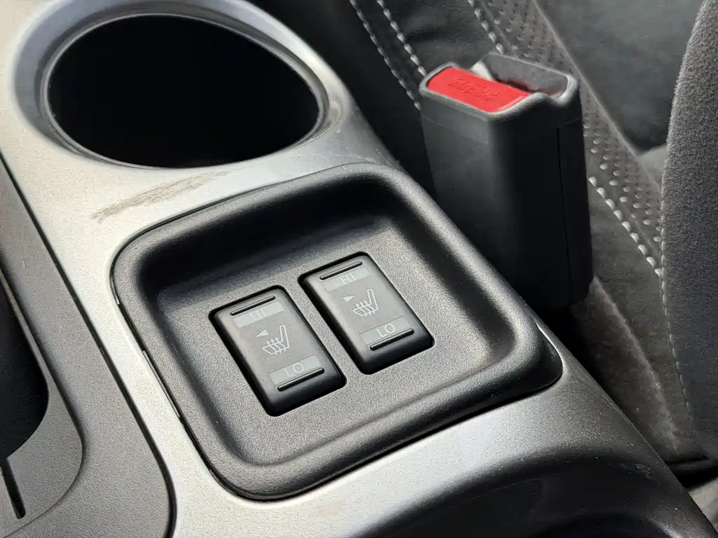 Infiniti ESQ — фото 21