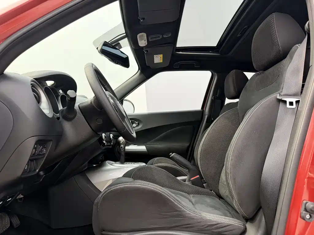 Infiniti ESQ — фото 23