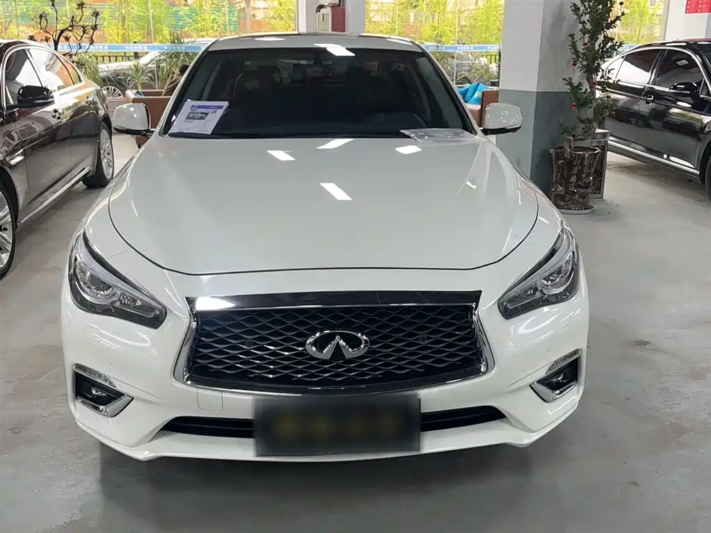 Infiniti Q50L — фото 4