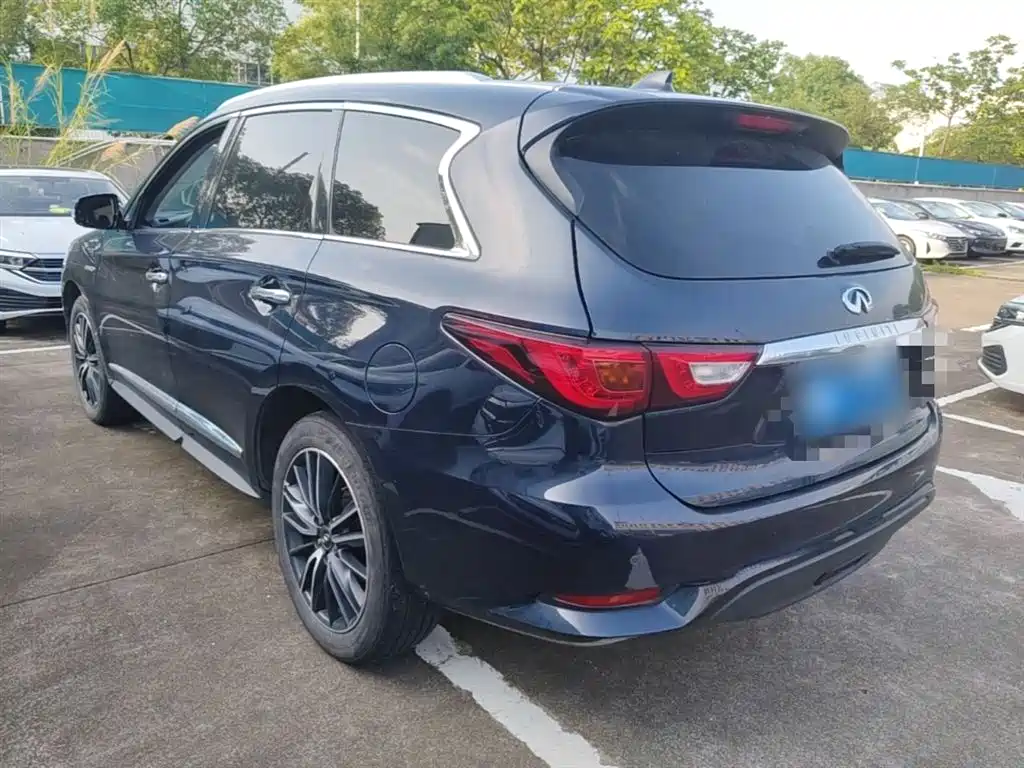 Infiniti QX60 (Import) — фото 5