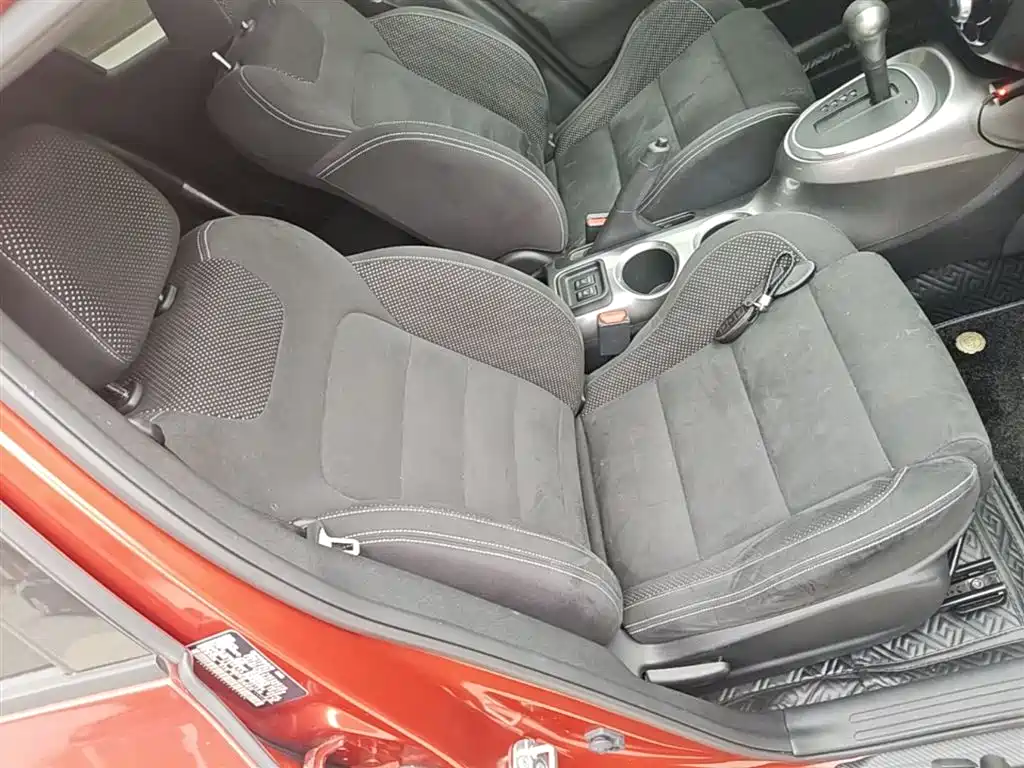 Infiniti ESQ — фото 25