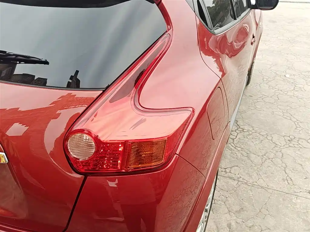 Infiniti ESQ — фото 8