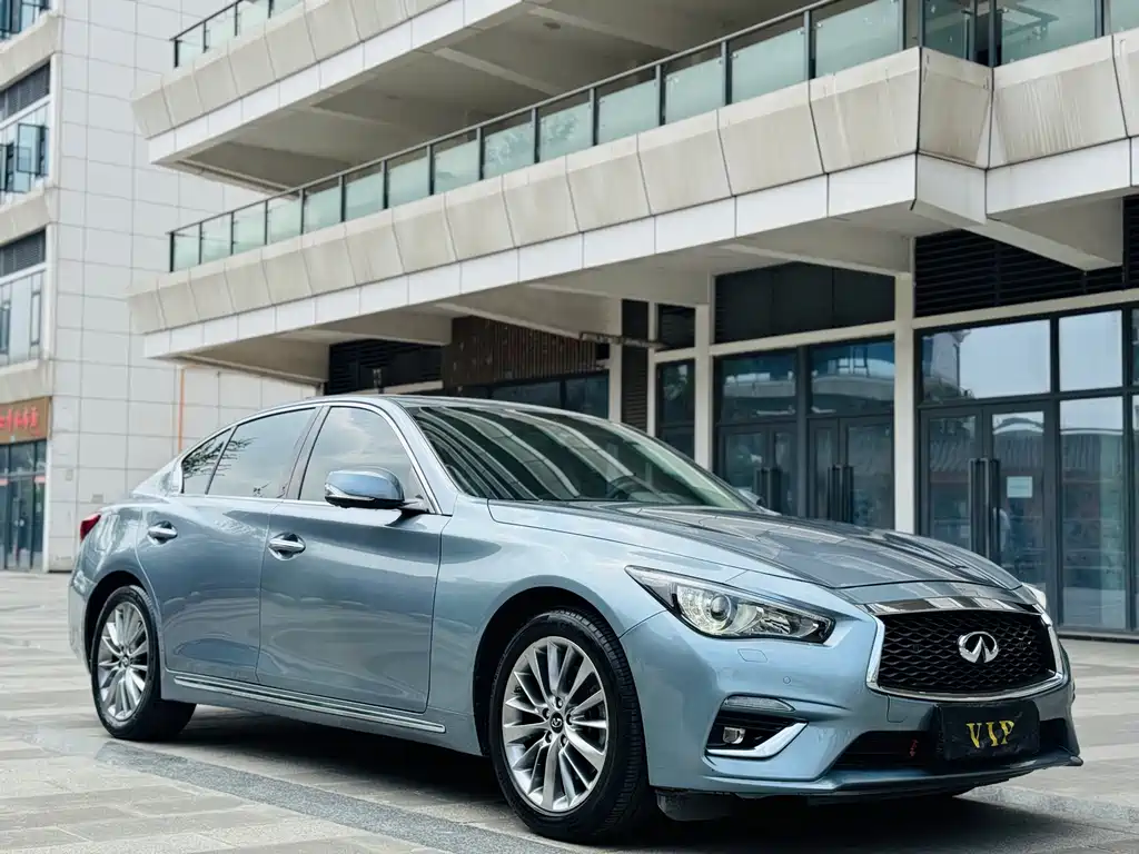 Infiniti Q50L — фото 3
