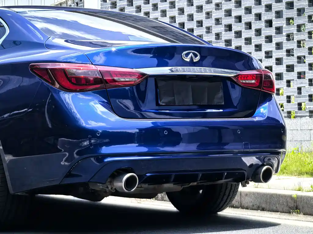 Infiniti Q50L — фото 15