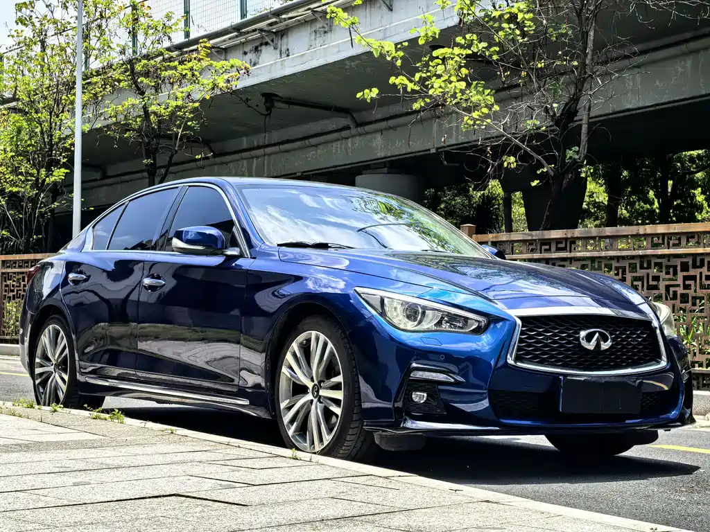 Infiniti Q50L — фото 3