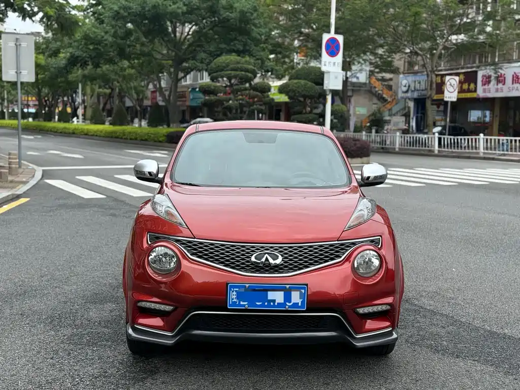 Infiniti ESQ — фото 2