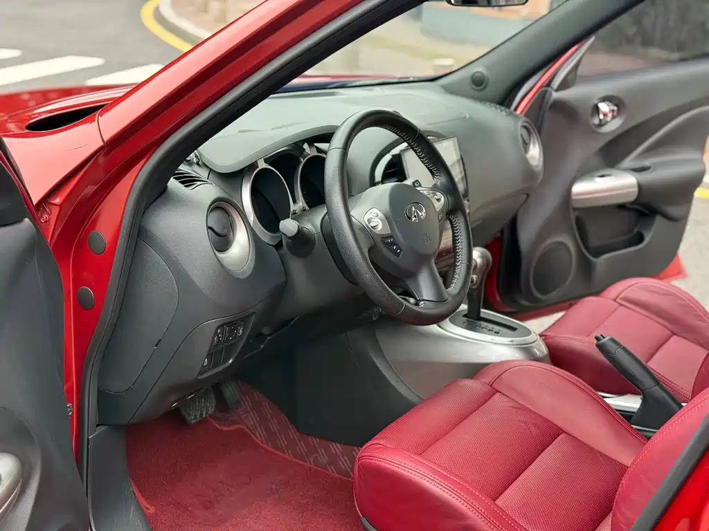 Infiniti ESQ — фото 4