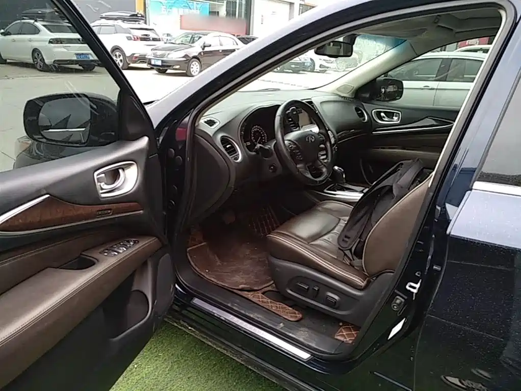 Infiniti QX60 (Import) — фото 15