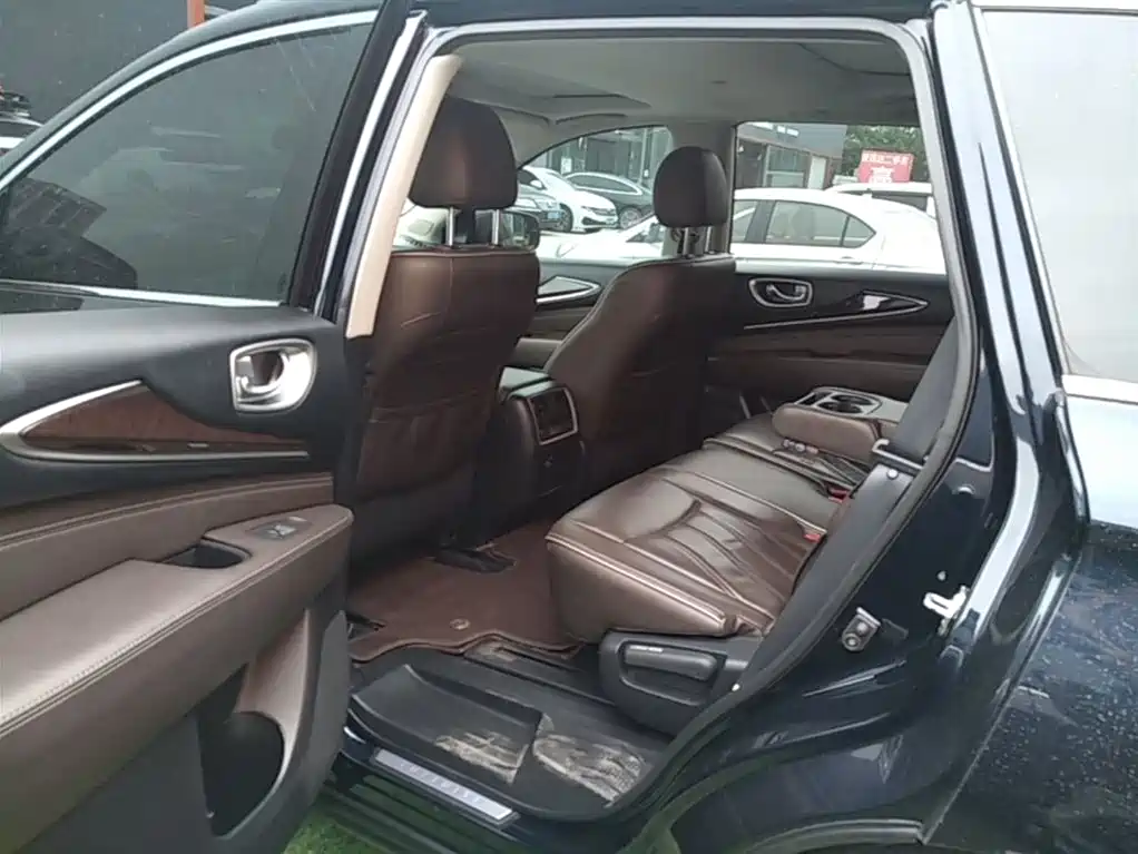 Infiniti QX60 (Import) — фото 17