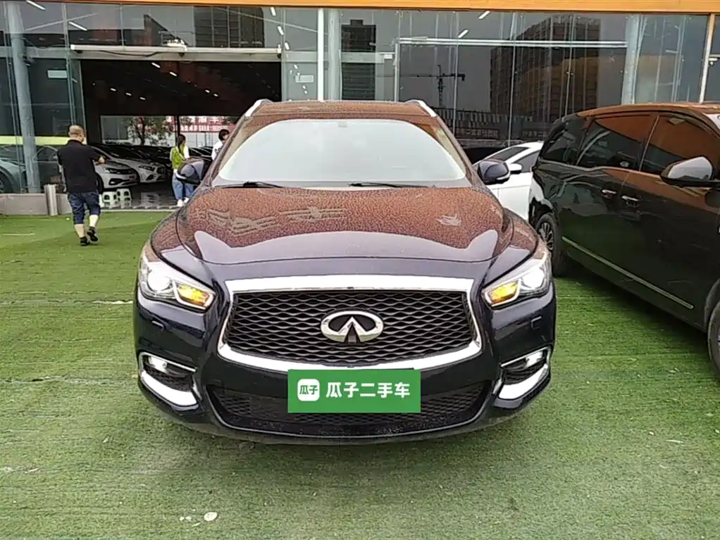 Infiniti QX60 (Import) — фото 3