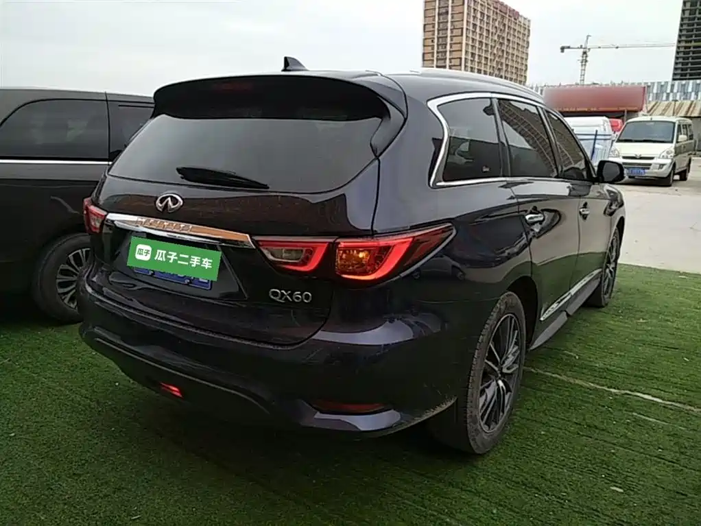 Infiniti QX60 (Import) — фото 7