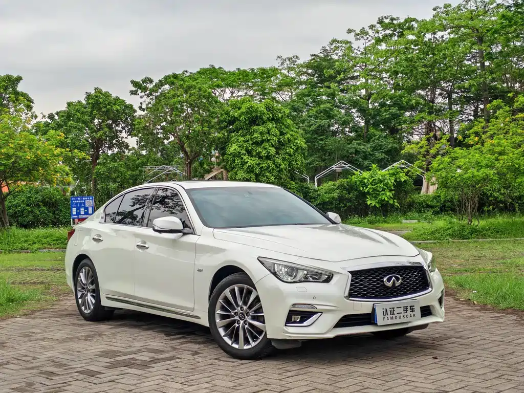 Infiniti Q50L — фото 3