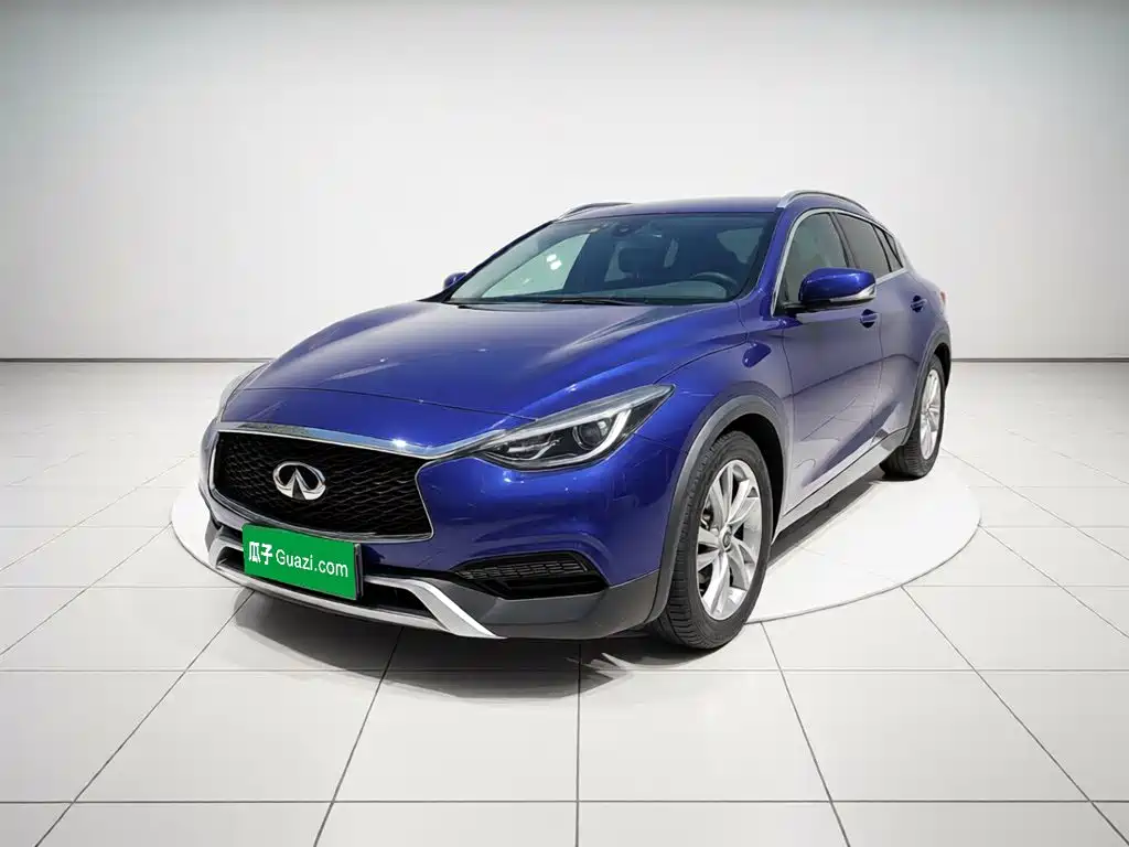 Infiniti QX30 — фото 2