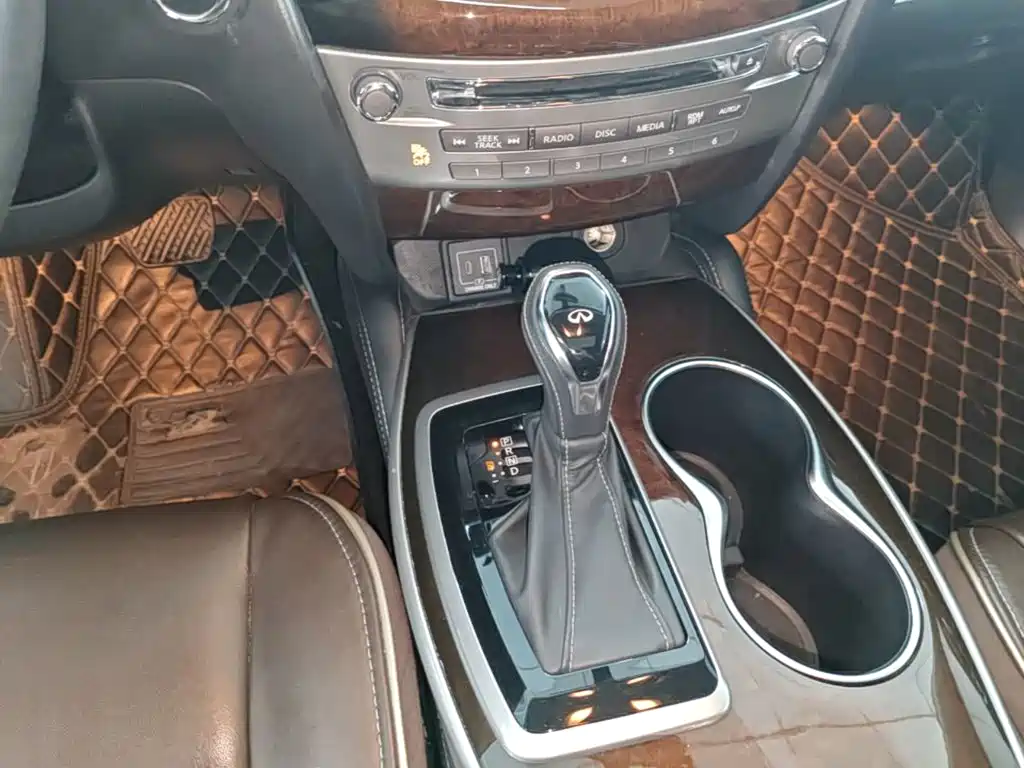 Infiniti QX60 (Import) — фото 14