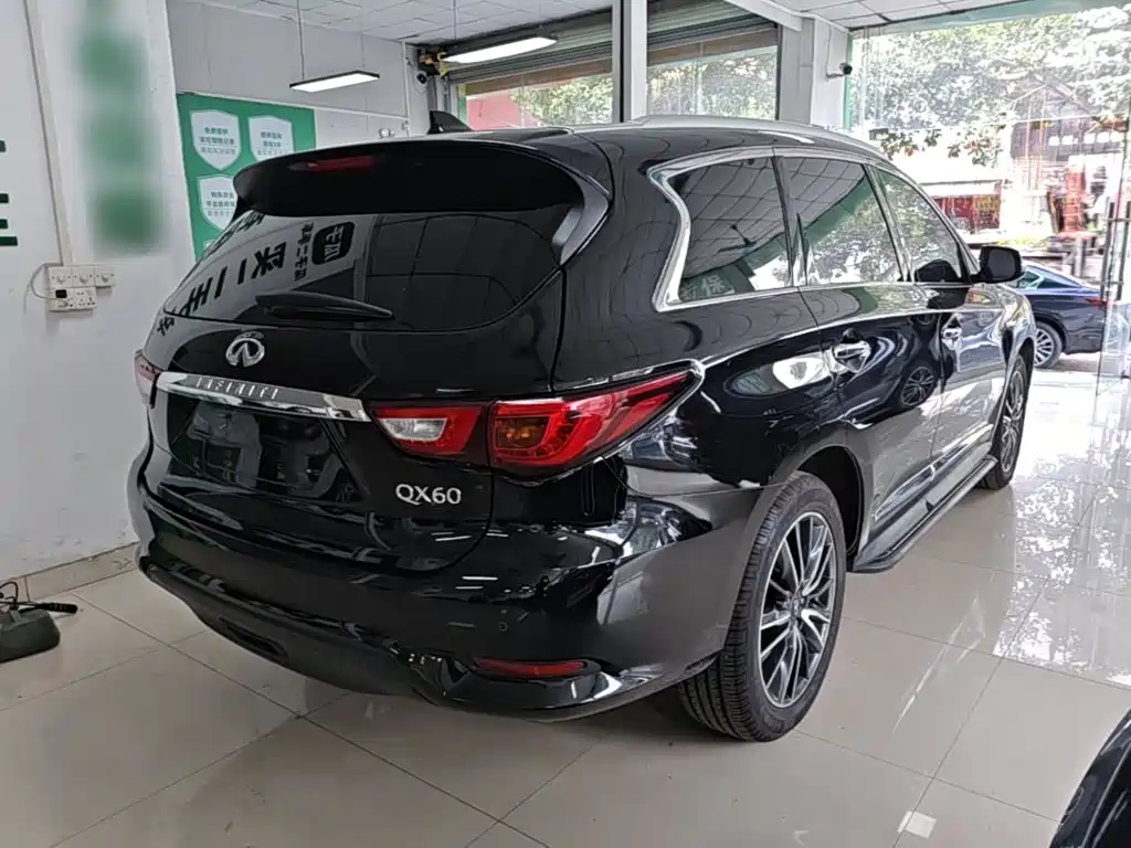 Infiniti QX60 (Import) — фото 7
