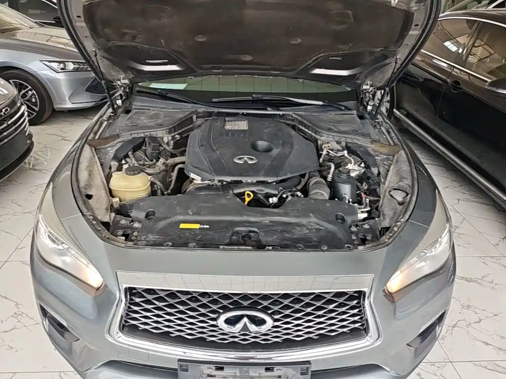 Infiniti Q50L — фото 20