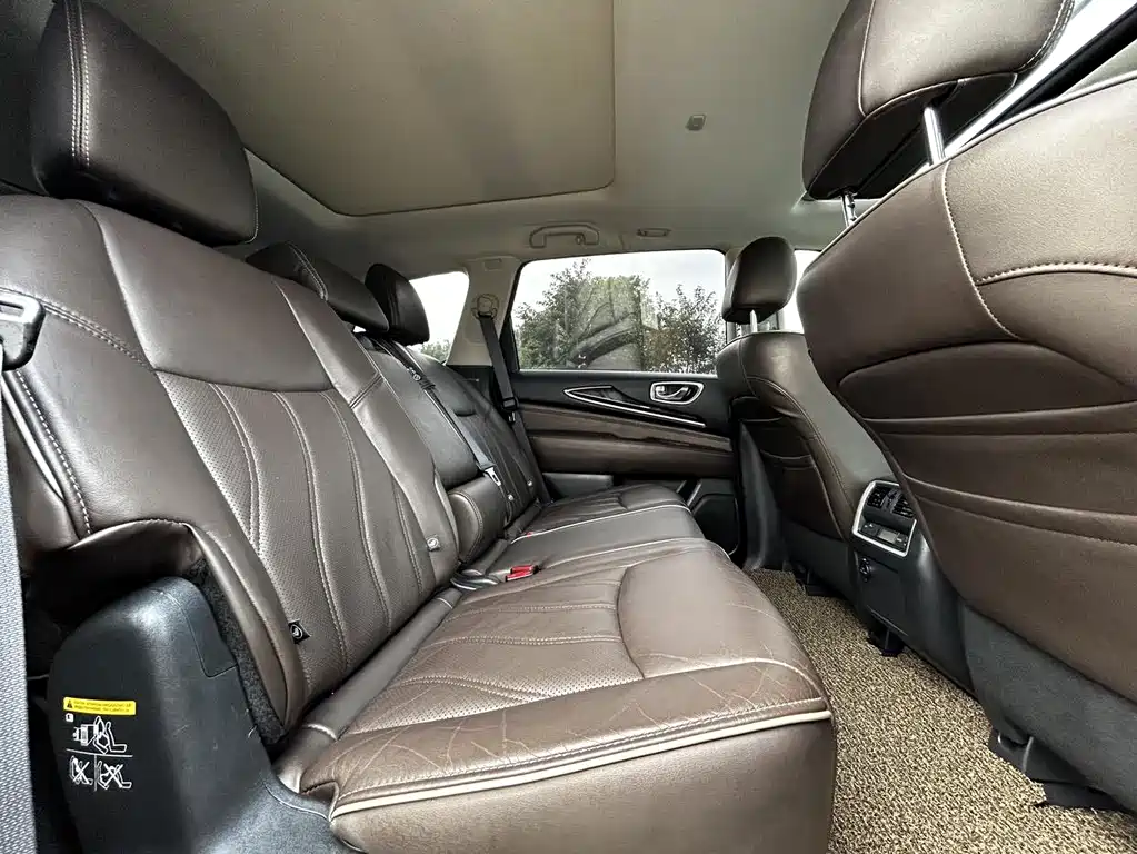 Infiniti QX60 (Import) — фото 13