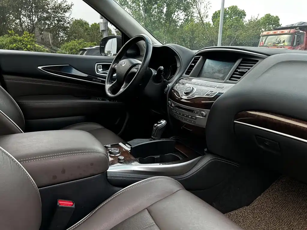 Infiniti QX60 (Import) — фото 14