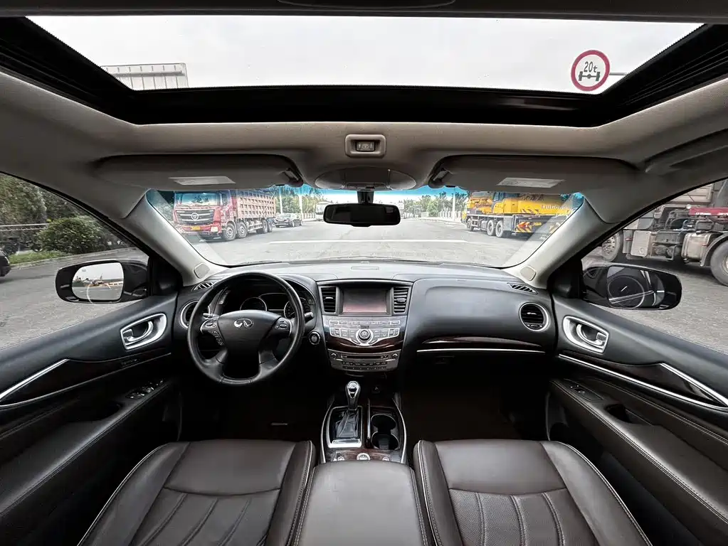 Infiniti QX60 (Import) — фото 15