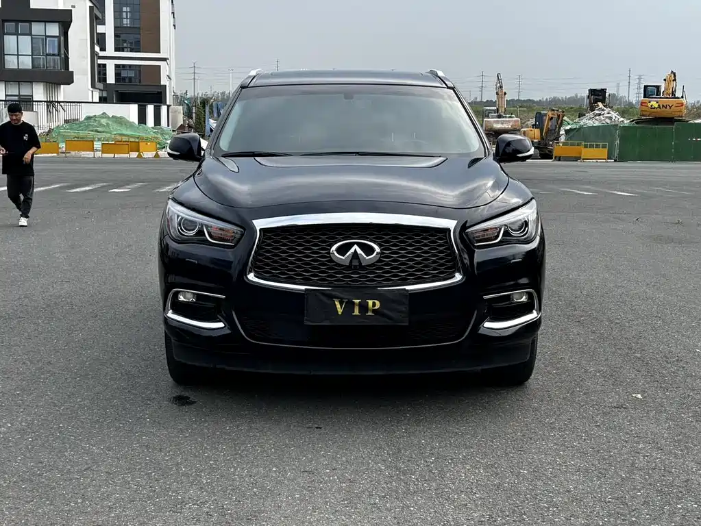 Infiniti QX60 (Import) — фото 17