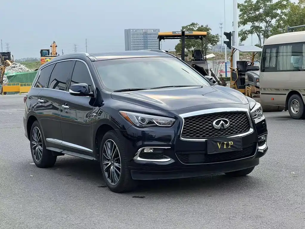 Infiniti QX60 (Import) — фото 3