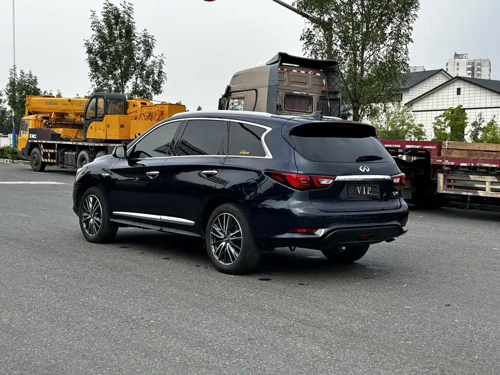 Infiniti QX60 (Import) — фото 21
