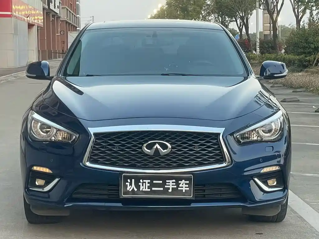 Infiniti Q50L — фото 2