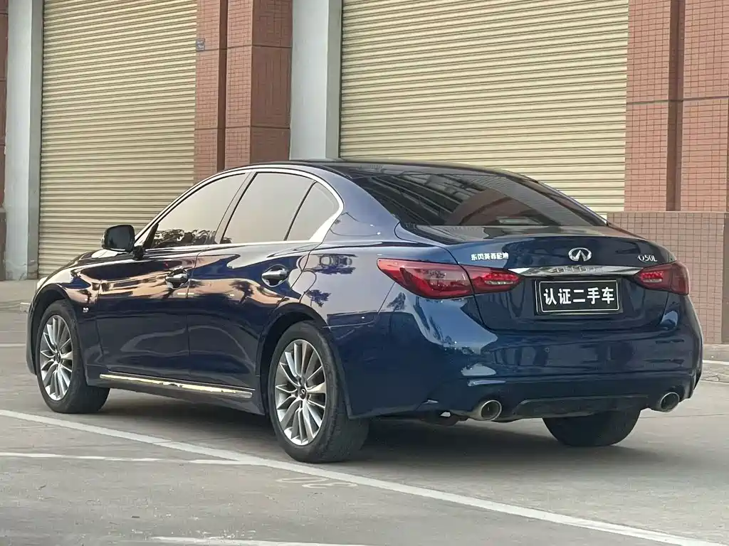 Infiniti Q50L — фото 3