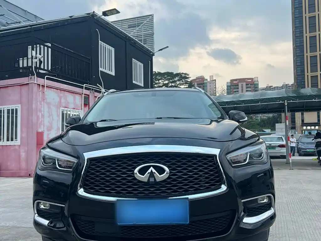 Infiniti QX60 (Import) — фото 11