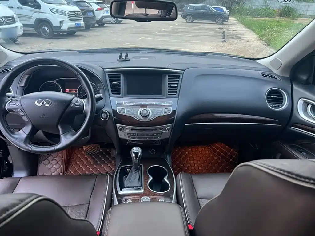 Infiniti QX60 (Import) — фото 13