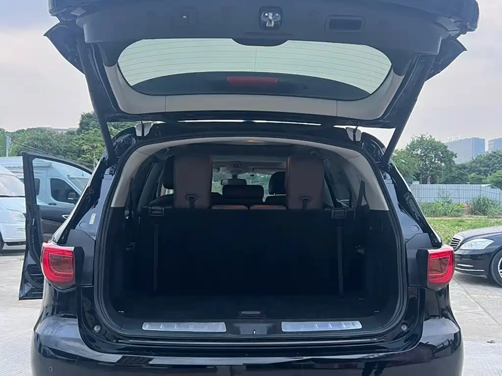 Infiniti QX60 (Import) — фото 17