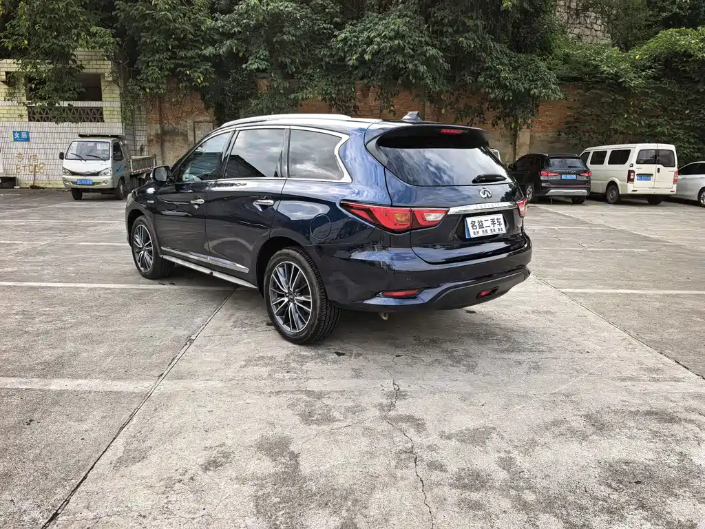 Infiniti QX60 (Import) — фото 6