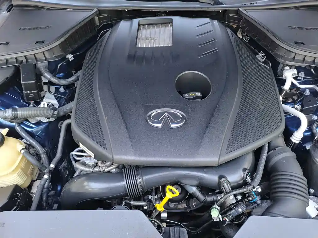 Infiniti Q50L — фото 15