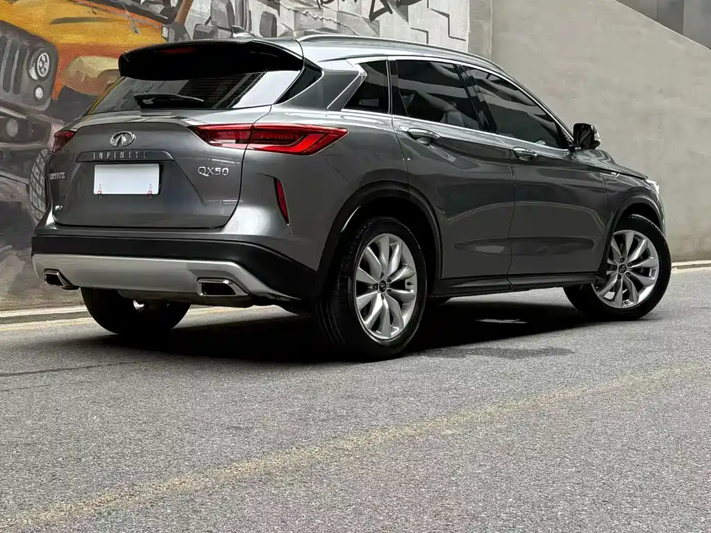 Infiniti QX50 — фото 2