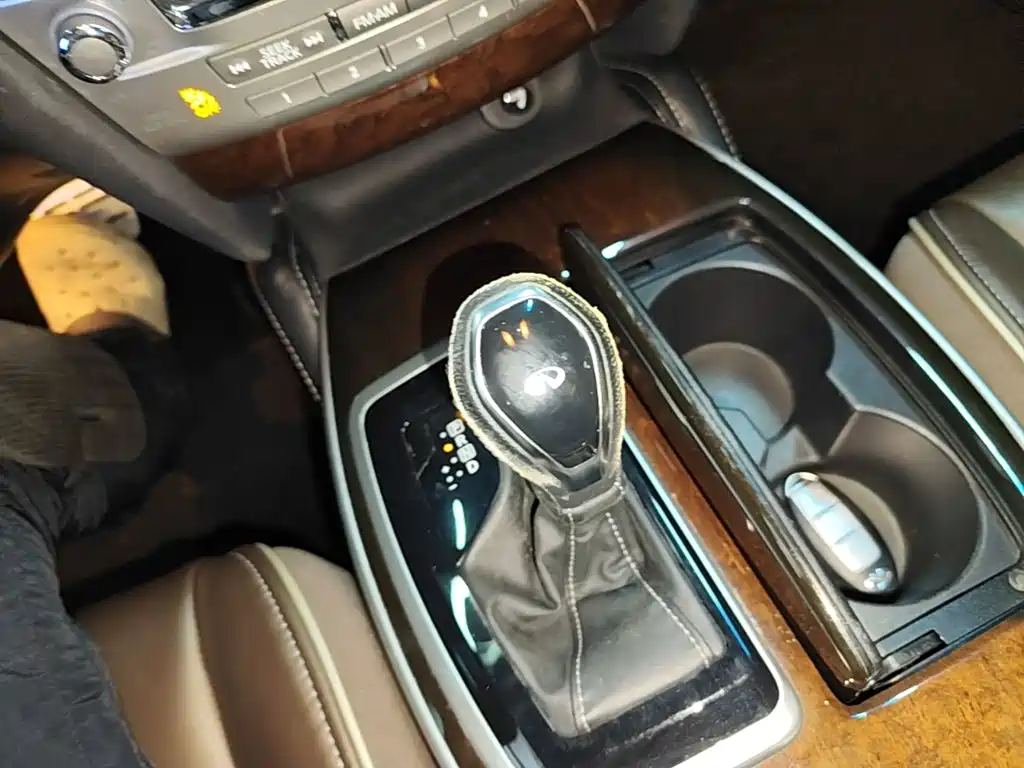 Infiniti QX60 (Import) — фото 14