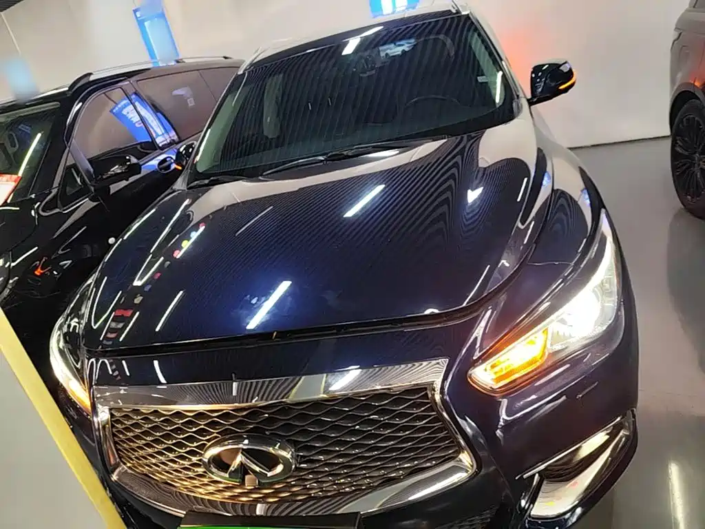 Infiniti QX60 (Import) — фото 3