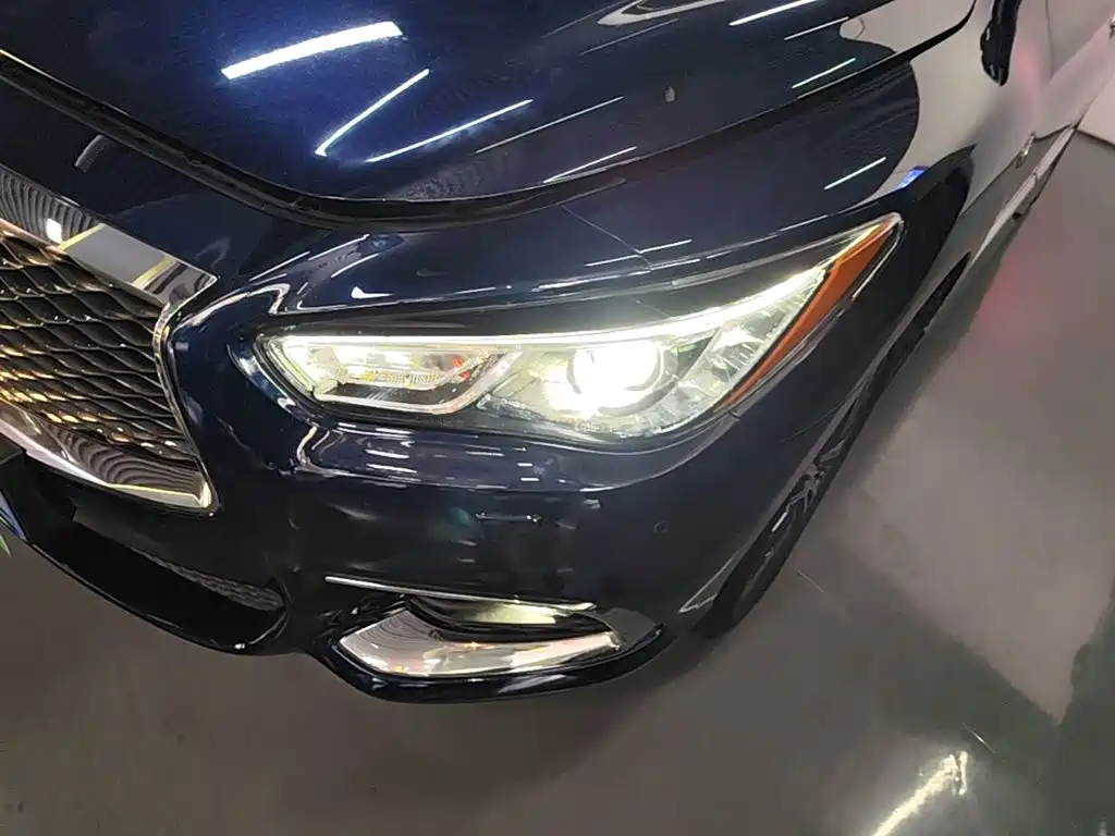 Infiniti QX60 (Import) — фото 24