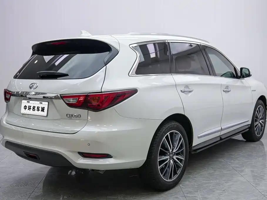 Infiniti QX60 (Import) — фото 17