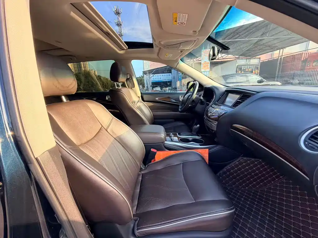 Infiniti QX60 (Import) — фото 13
