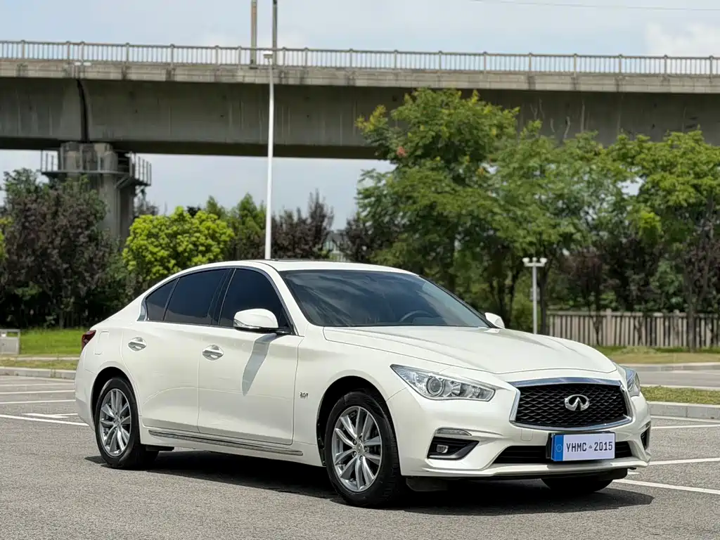 Infiniti Q50L — фото 2