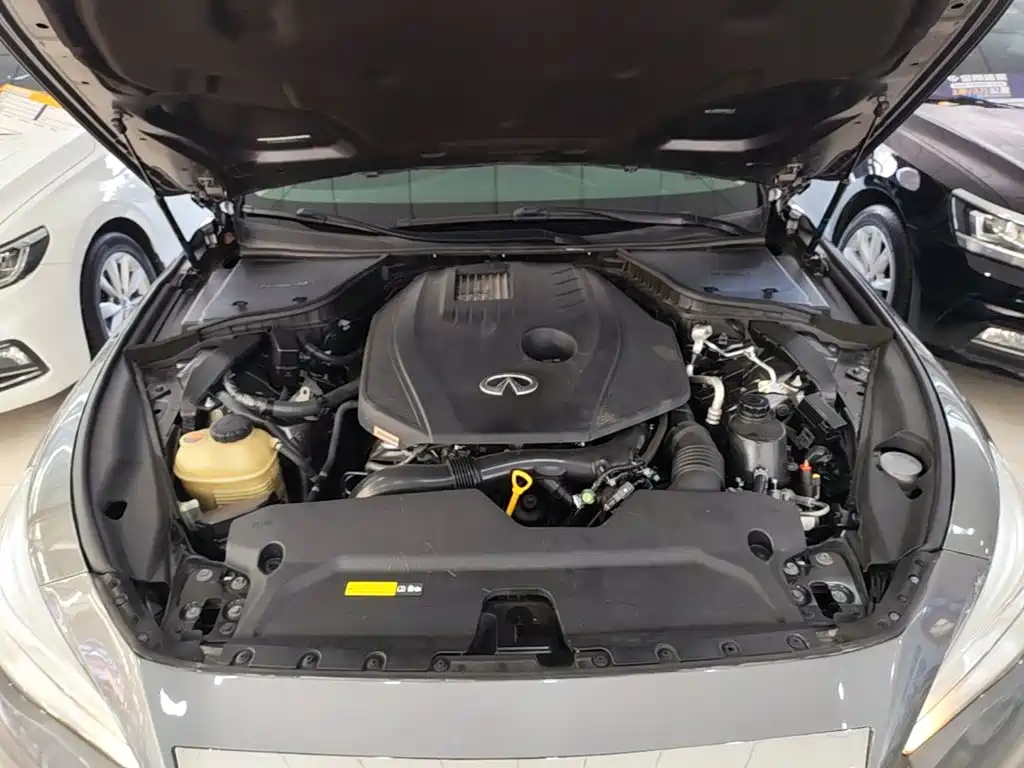 Infiniti Q50L — фото 20