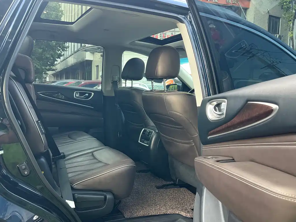 Infiniti QX60 (Import) — фото 16