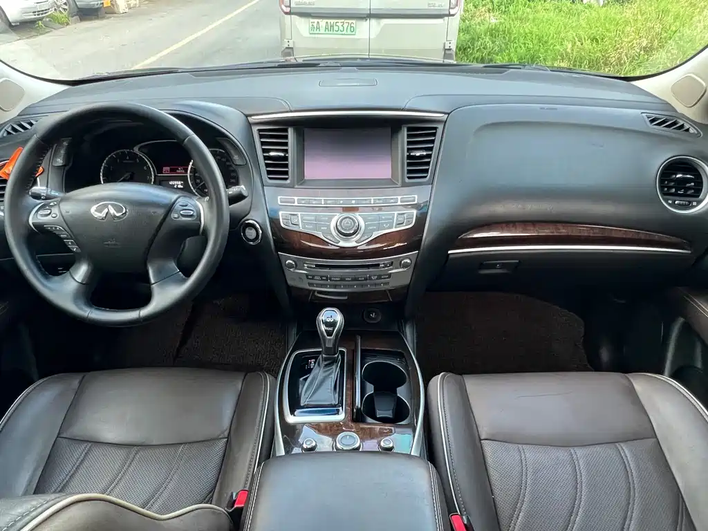 Infiniti QX60 (Import) — фото 19